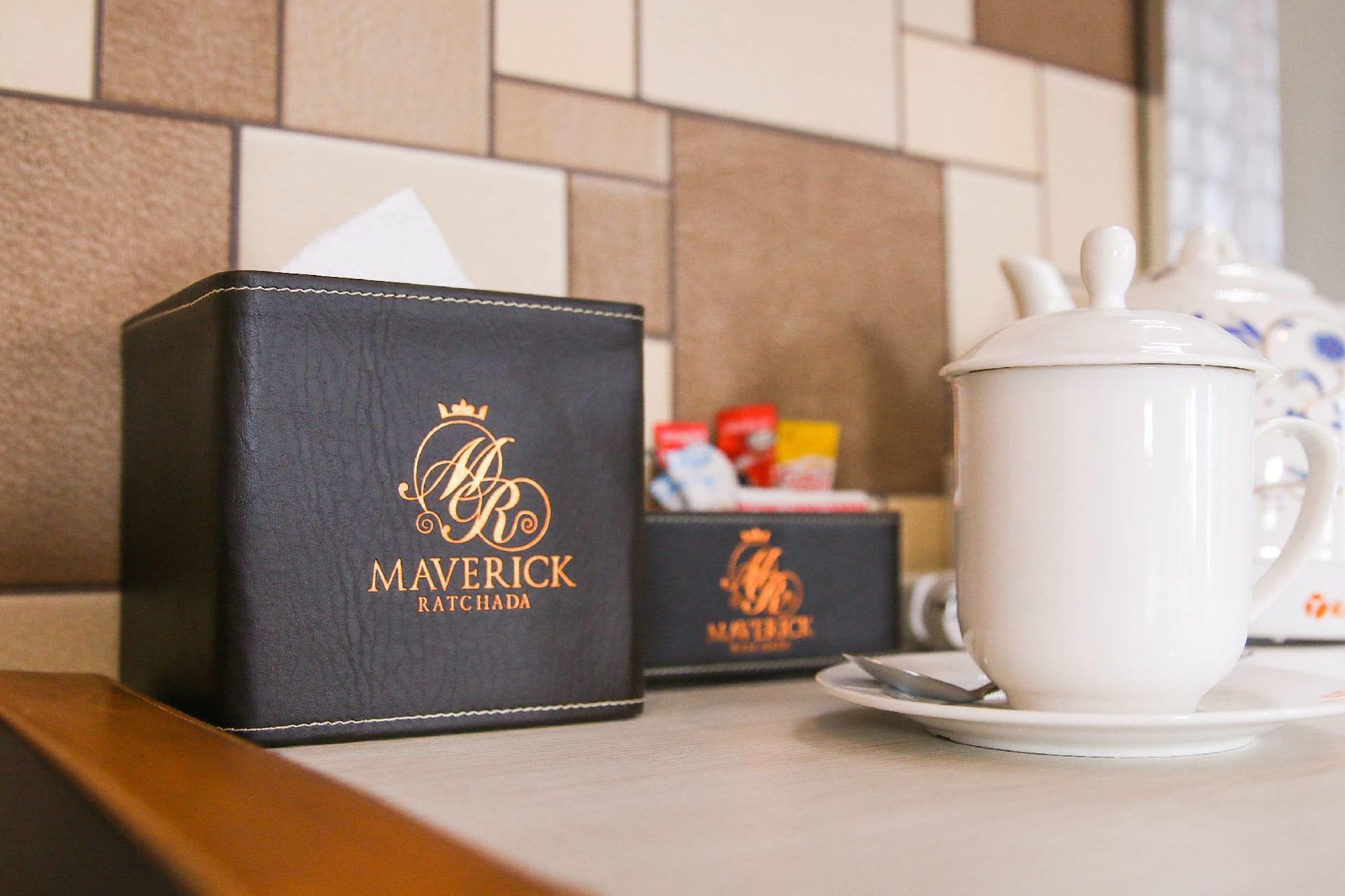 Maverick Ratchada Hotel Bangkok Zewnętrze zdjęcie