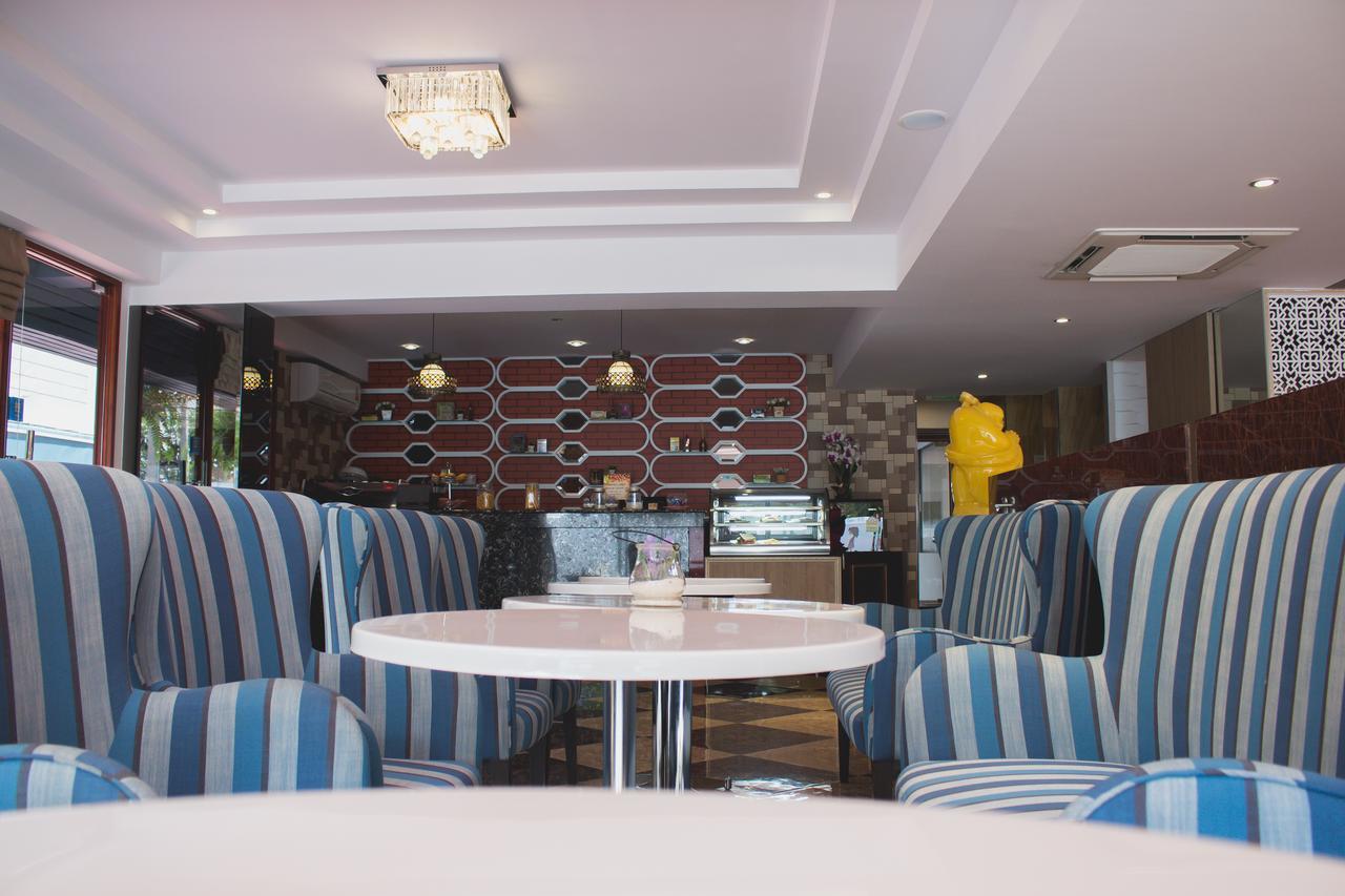Maverick Ratchada Hotel Bangkok Zewnętrze zdjęcie
